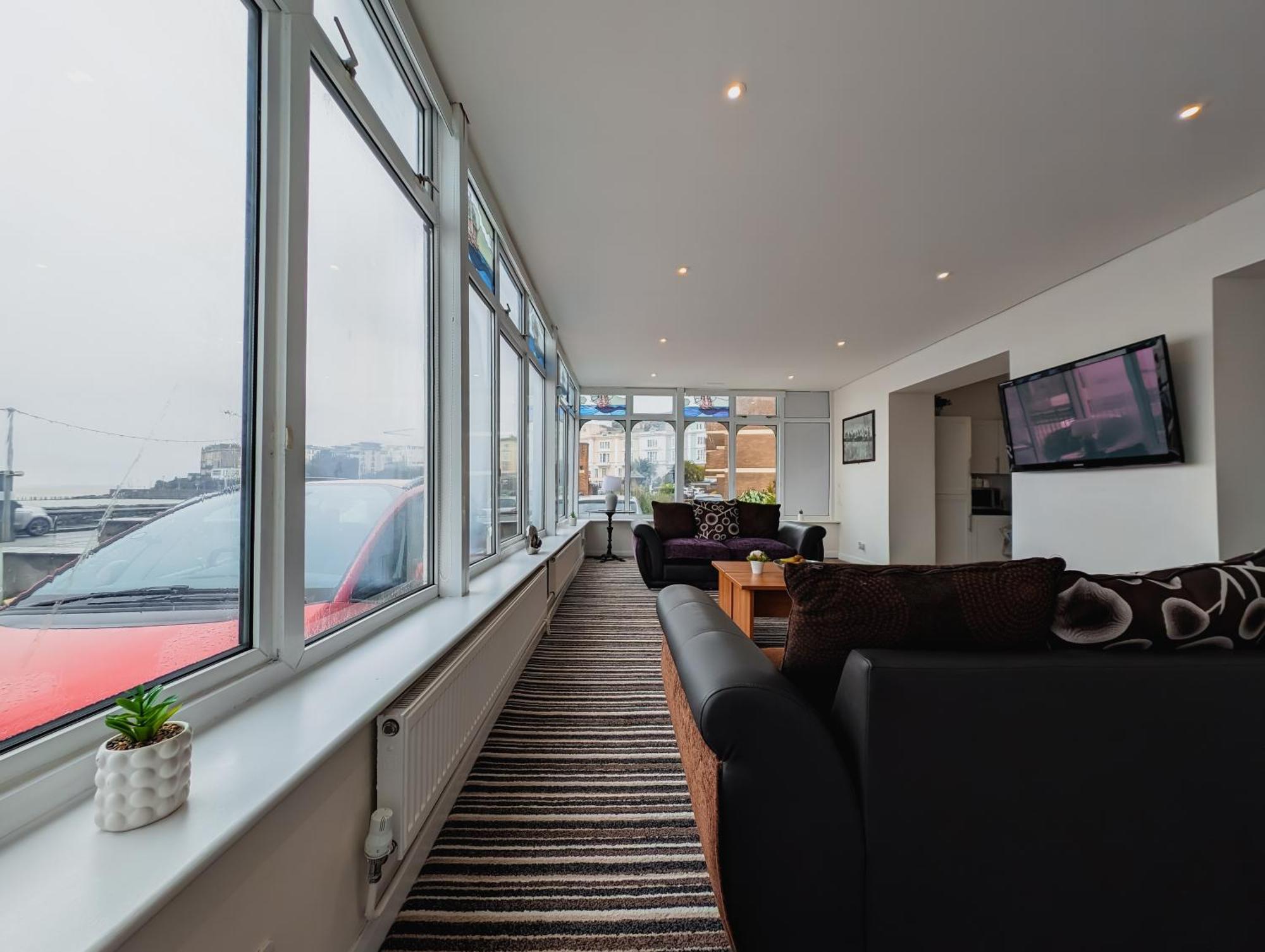 Bay & Harbour Holiday Apartments & Rooms Only Weston-super-Mare Eksteriør billede